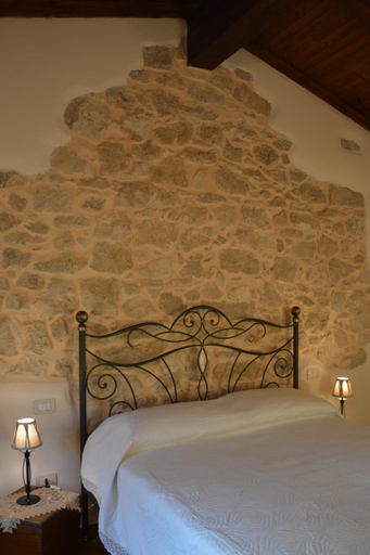 Bedroom 2, B&B Le Fate, Latina