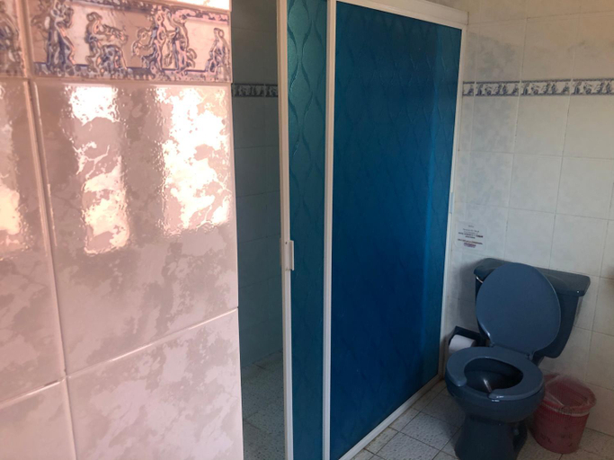 Bathroom 3, San Pablo, Pátzcuaro