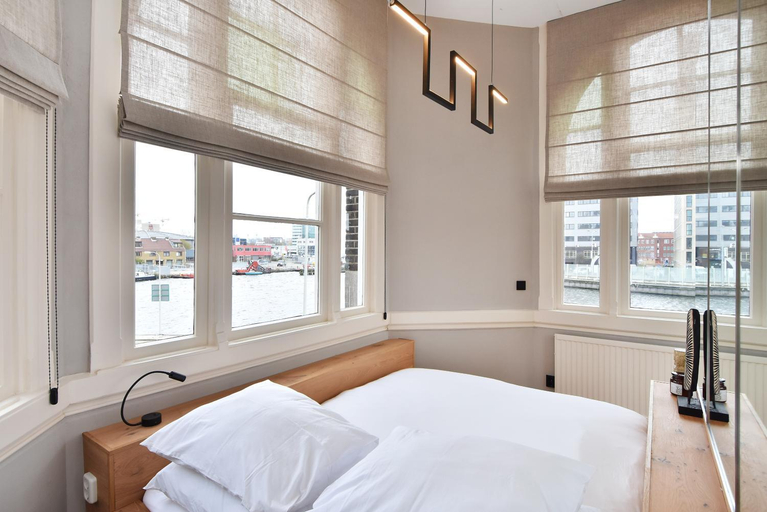 Bedroom 2, Boutique Hotel Havenkantoor, The Hague