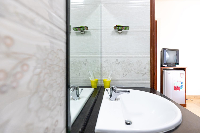 Bathroom 4, Dylan Hotel, Vũng Tàu