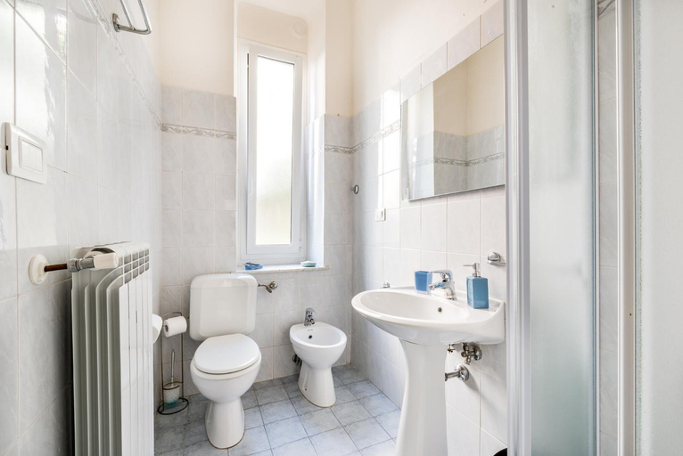 Bathroom 3, Lia Apartment, La Spezia