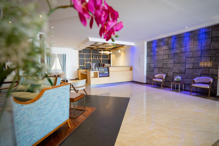 Others 5, Suite blue, Dammam