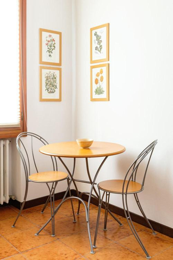 Others 3, B&B Murolungo, Bologna