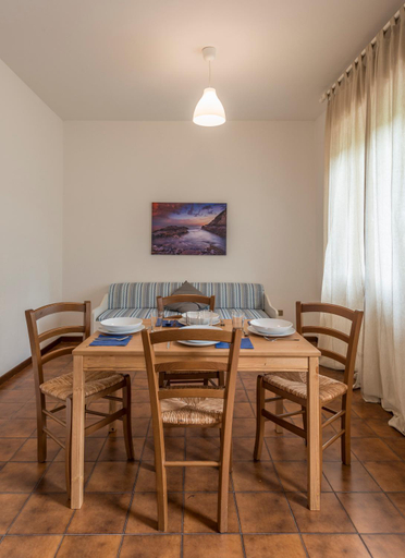 Others 4, Caletta Apartments, Livorno