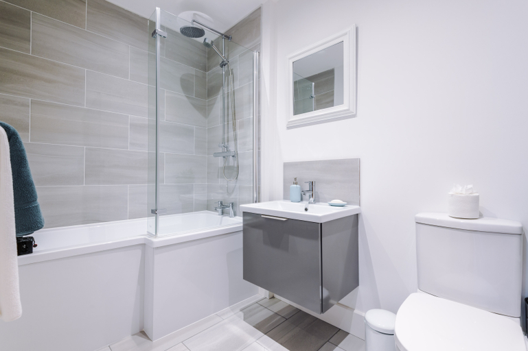 Bathroom 4, Number 21: A Breathtaking Chester Cottage with Parking, Cheshire West and Chester