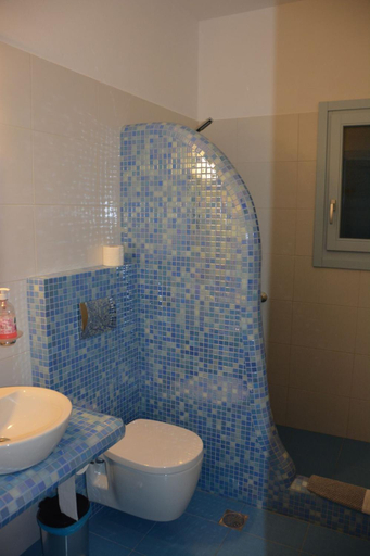 Bathroom 3, Artemis Village, South Aegean