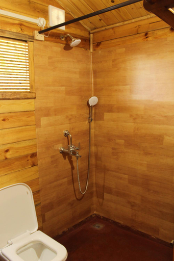 Bathroom 3, Shunyachi LotusFeet, North Goa