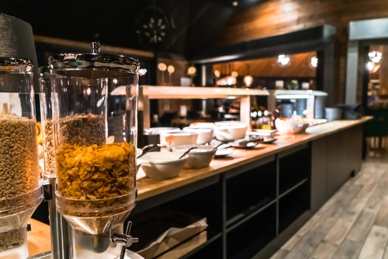 Food & Drinks 5, Northern Lights Village, Lapland