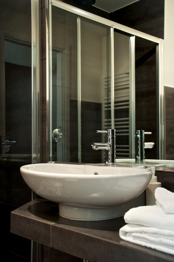 Bathroom 2, B&B Roma Naif, Rome