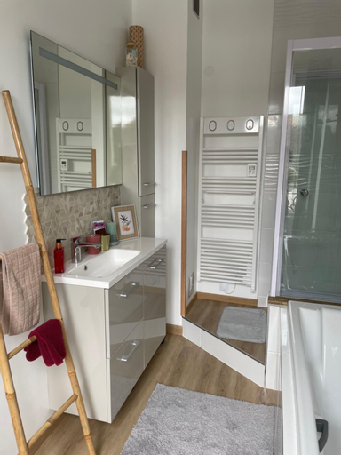 Bedroom 3, Villa des Roses, Mayenne