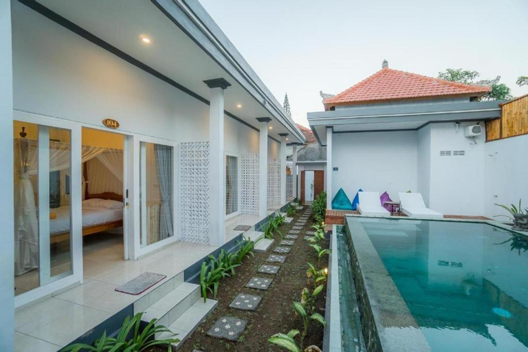 Swimming Pool 5