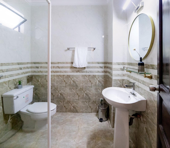 Bathroom 1