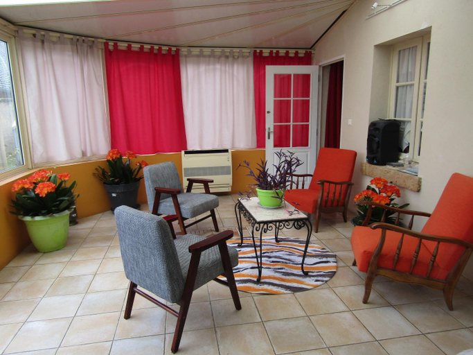 Others 5, chambre d'hotes mansardee, Indre-et-Loire