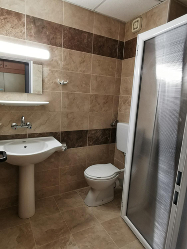 Bathroom 4, Trakia Garden, Nesebar