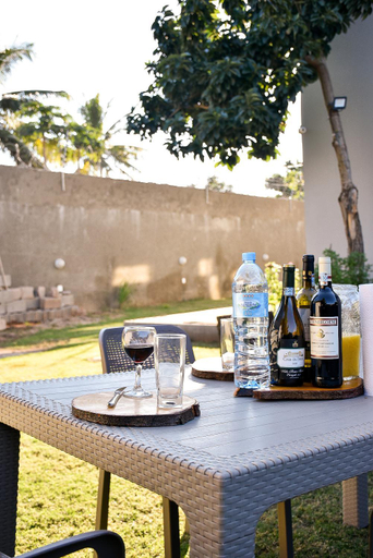 Food & Drinks, Cristina´s Home Natural Feelings, Maputo