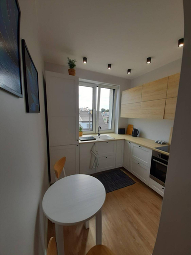 Others 5, Apartament Abrahama, Puck