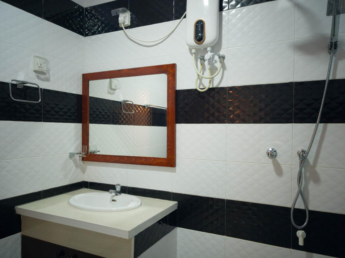 Bathroom 4, Athens View Hotel, Guraidhoo