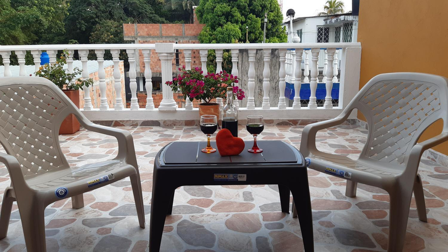 Others 5, La terraza casa de verano, Melgar