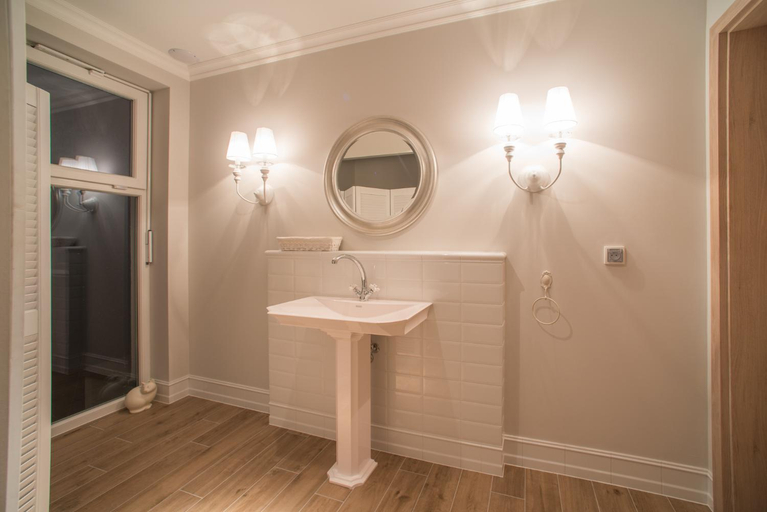 Bathroom 2, Borgata, Kołobrzeg