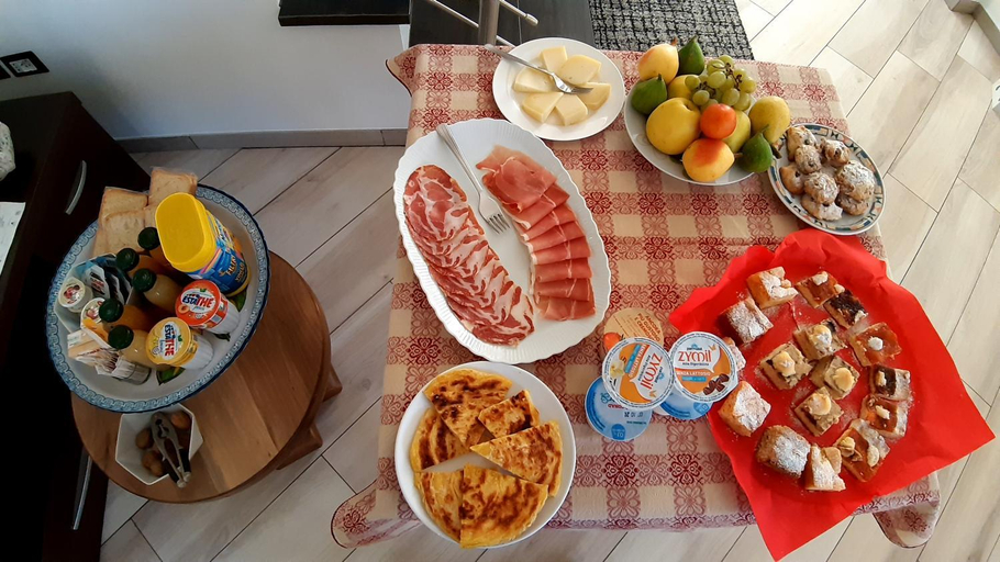 Food & Drinks, B&B Canavaccio, Pesaro E Urbino
