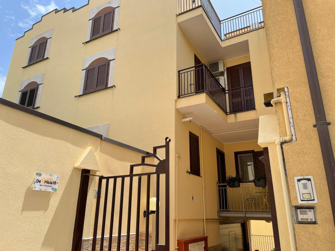 Others 3, Casa De Amicis 18, Matera