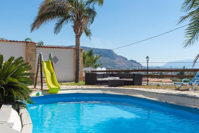 Others 4, Villa Ina, Palermo
