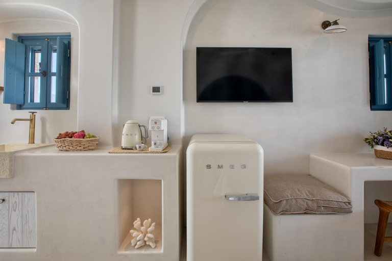 Others 3, Blue Pearls-Adults Only Luxury Suites, South Aegean
