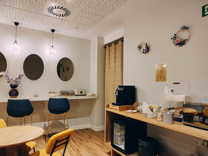 Others 4, Habital Suites, Huesca