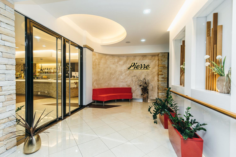 Others 1, Pierre hotel & Restaurant, Pardubice
