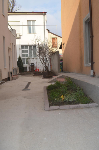 Others 3, Central Park Studio, Municipiul Bucuresti