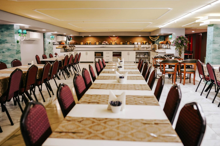 Food & Drinks 5, Ronesans Life Hotel, Merkez