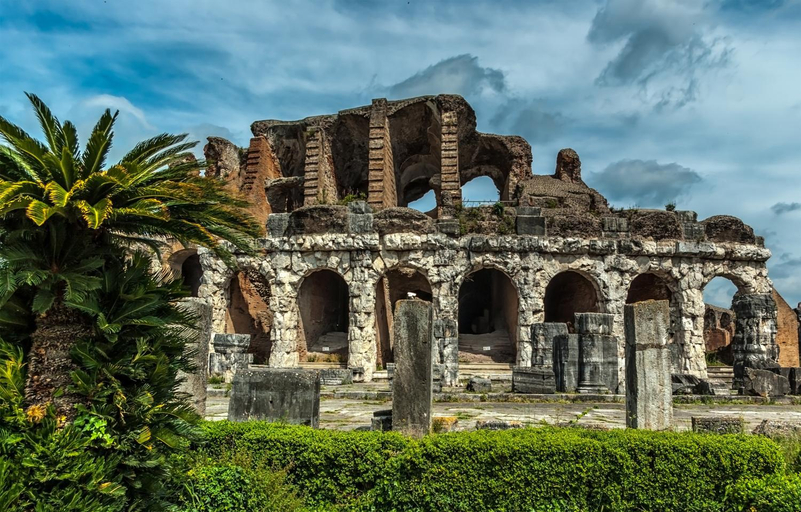 Others 3, B&B White One, Caserta