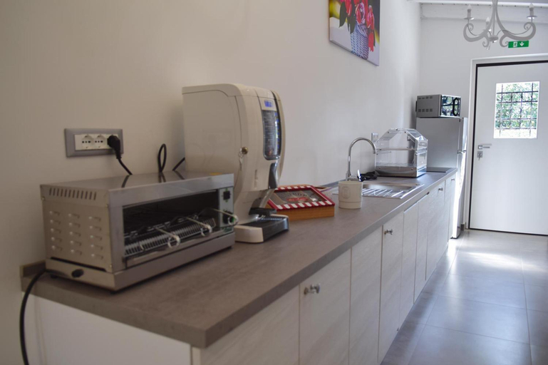 Others 5, B&B GDA, Foggia