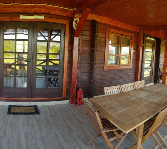 Others 3, Cabana Dopca, Hoghiz