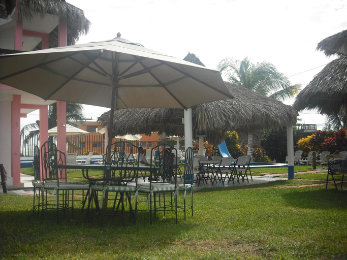 Food & Drinks 5, Hotel Villas del Rey, Úrsulo Galván