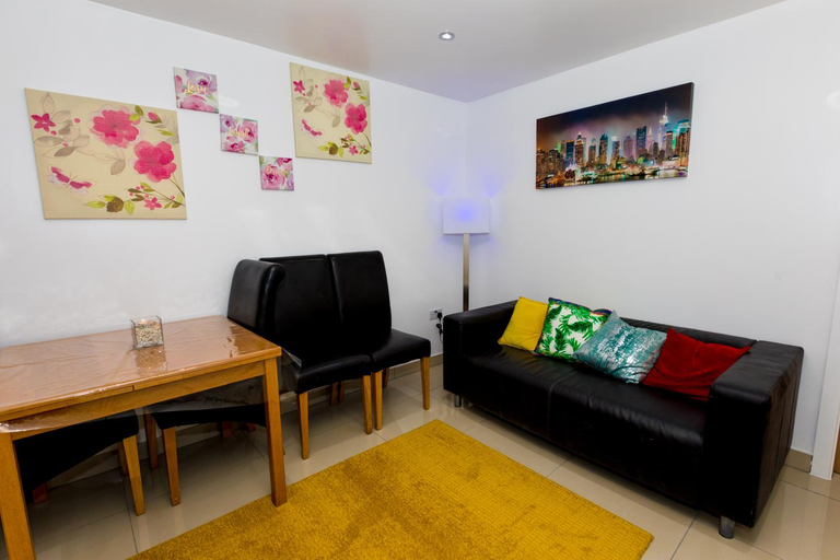 Others 5, Comfortable stay in Shirley, Solihull - Room-2, Birmingham