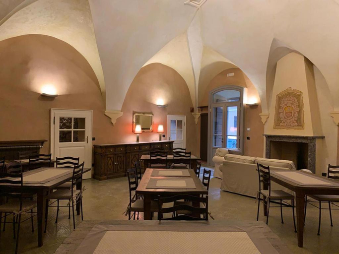 Others 5, Foresteria Antica Farmacia, Brescia