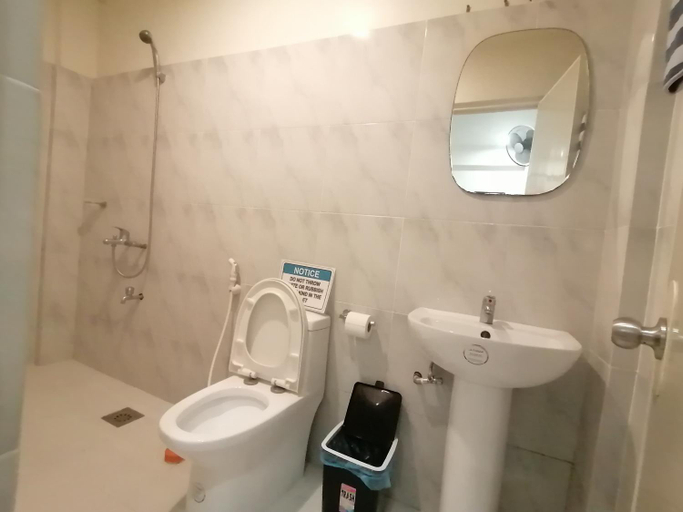 Bathroom 3, Sol's Inn Port Barton, San Vicente