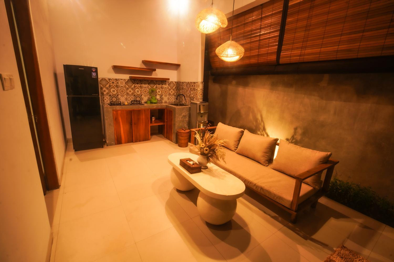 Others 5, Nick Villa, Gianyar