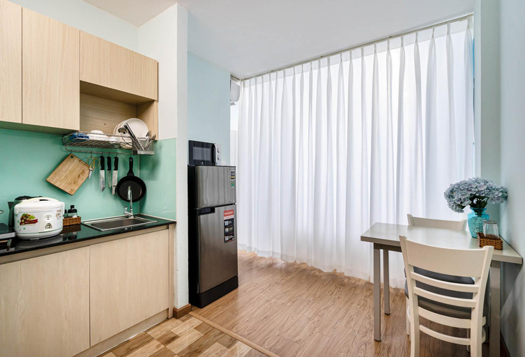 Dining Room 13