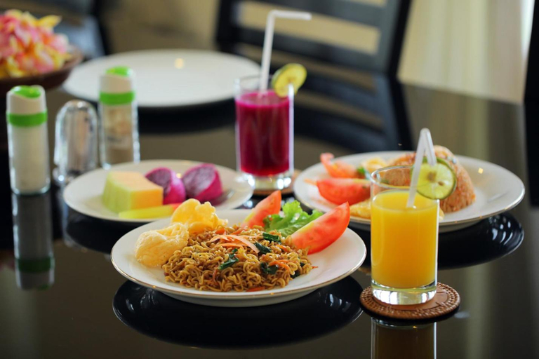 Food & Drinks