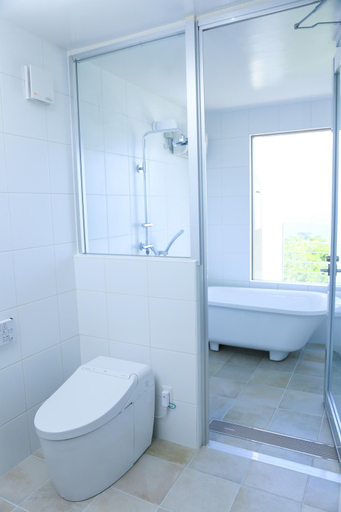 Bathroom 5, Roconia Terrace, Motobu