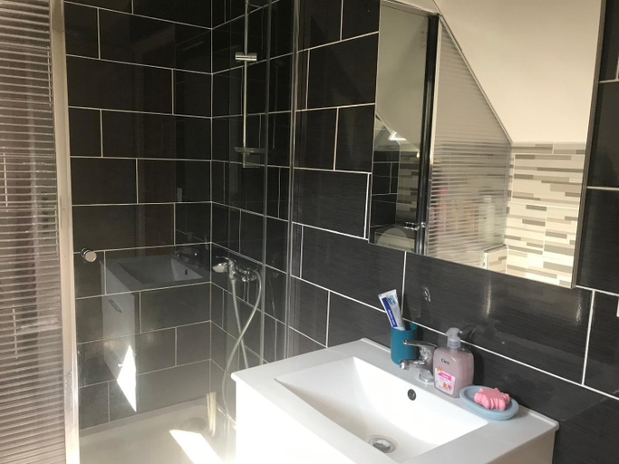 Bathroom 3, chambre d'hotes chez christiane, Hautes-Pyrénées