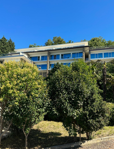 Maximilian Suites, Trieste