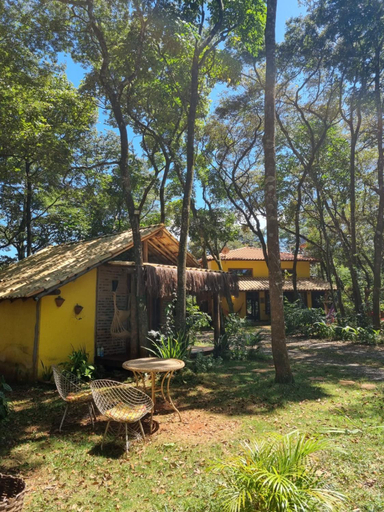 Exterior 11
