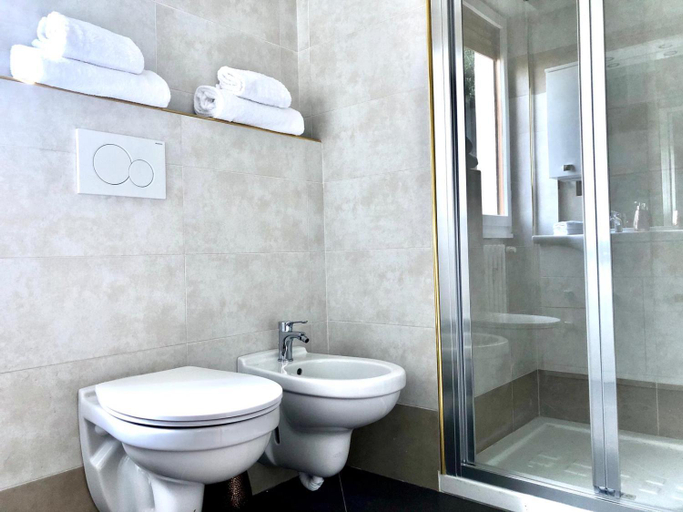 Others 3, Lake Como Lilla Apartment, Lecco
