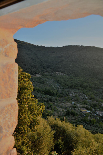 Others 5, B&B Le Fate, Latina