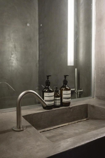 Bathroom 2, One Manto Square, South Aegean