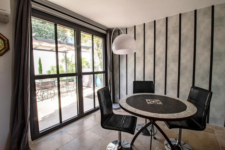 5, Le clos des Anges, Var