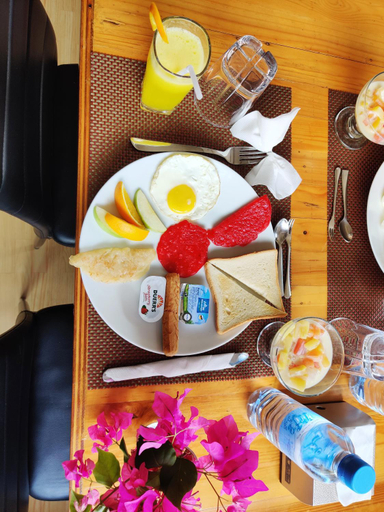 Food & Drinks 5, Athens View Hotel, Guraidhoo